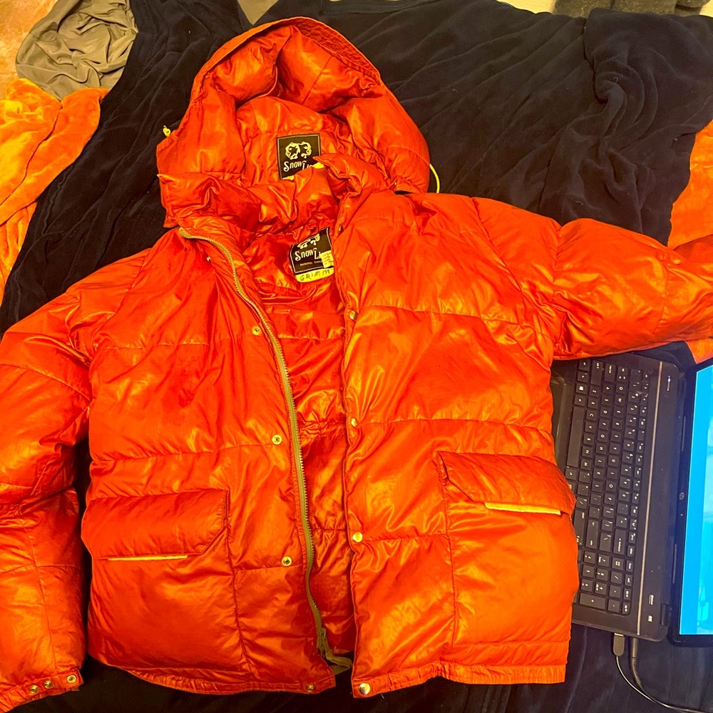 Snow lion winter jacket like new
